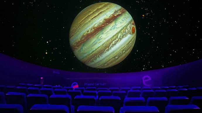 photo d'une séance au planétarium